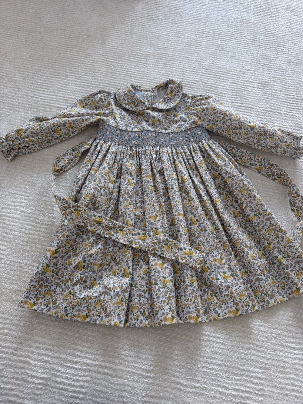 Little English Floral dress with collar size 6